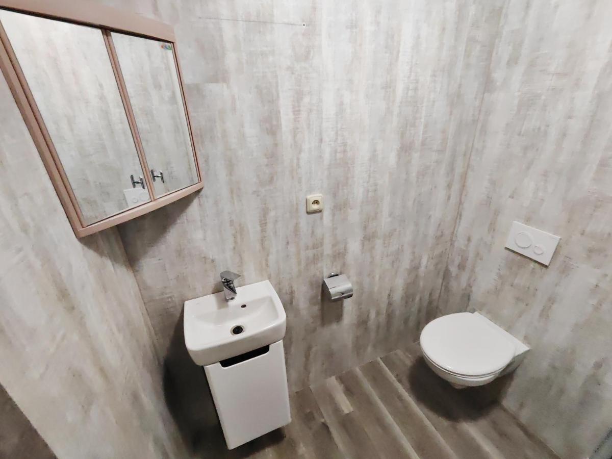 Hotel Stara Skola Mezna Luaran gambar