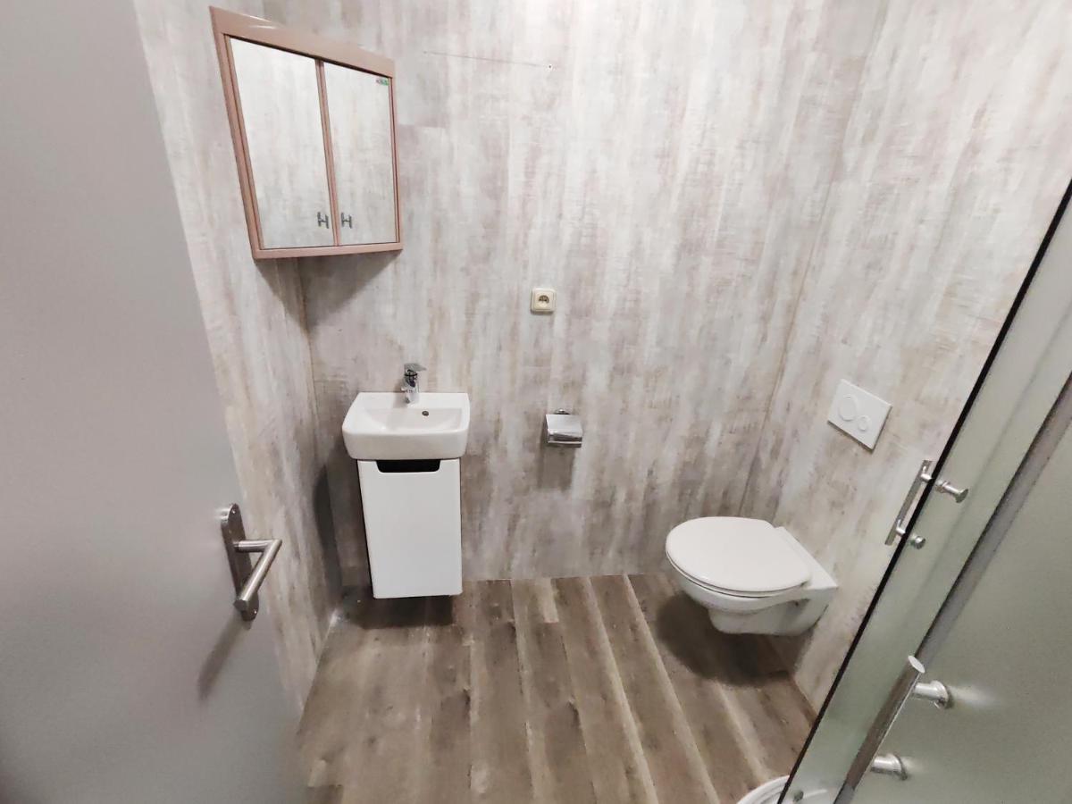 Hotel Stara Skola Mezna Luaran gambar