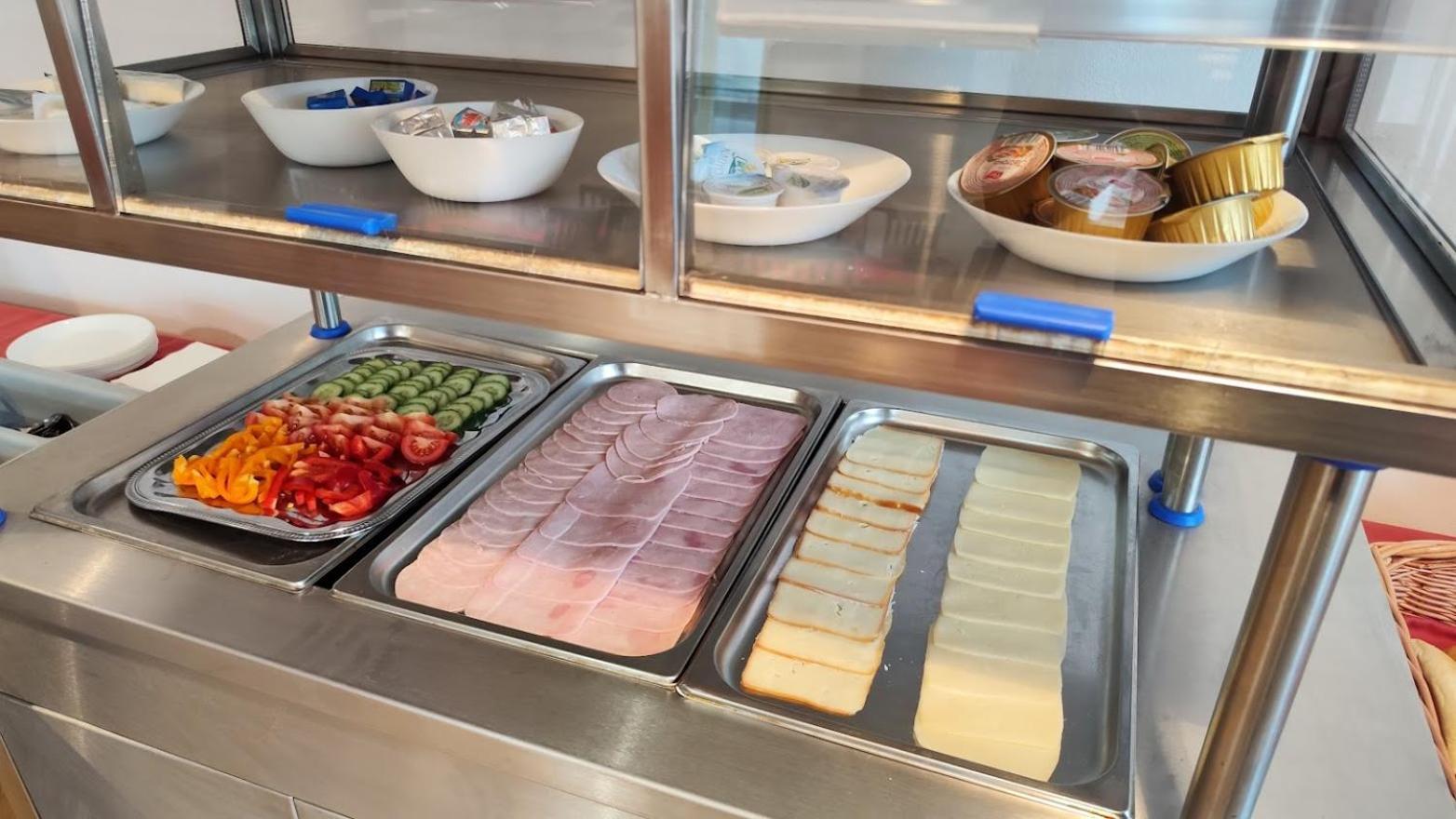 Hotel Stara Skola Mezna Luaran gambar
